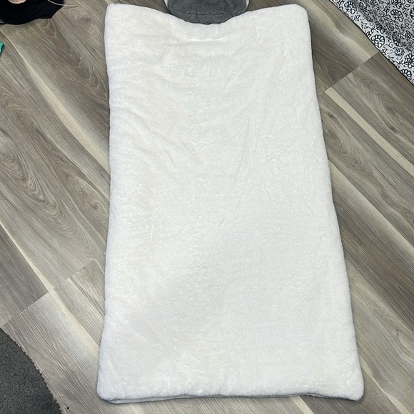 Toddler size fuzzy sleeping bag - Picture 3 of 8